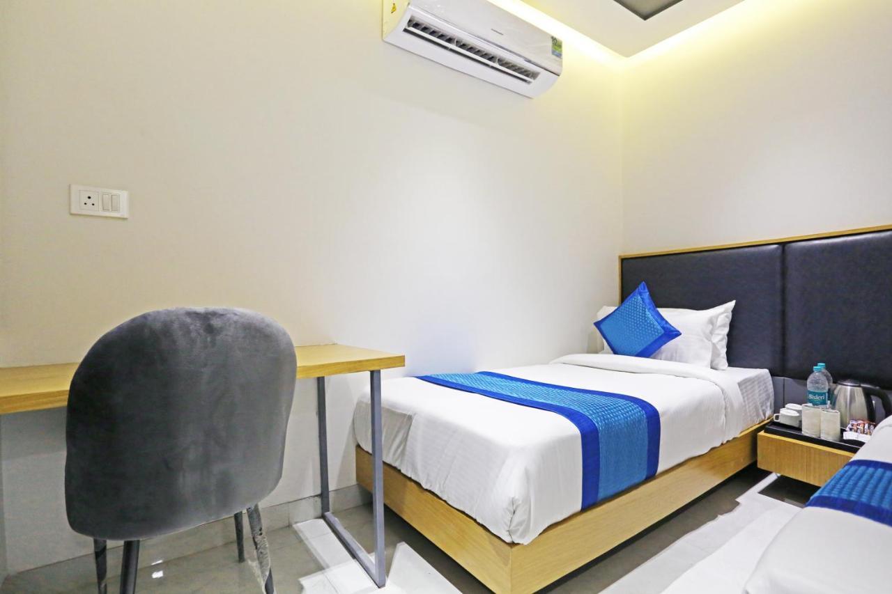 Hotel Apple Villa - Near Delhi Airport With Free Airport Transsfer New Delhi Eksteriør bilde