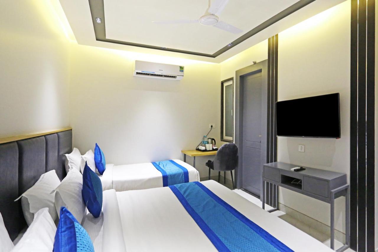 Hotel Apple Villa - Near Delhi Airport With Free Airport Transsfer New Delhi Eksteriør bilde